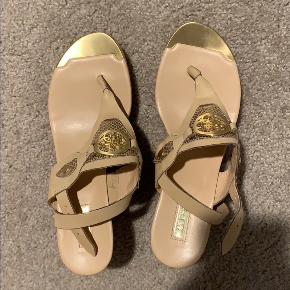 Guess wedges great condition